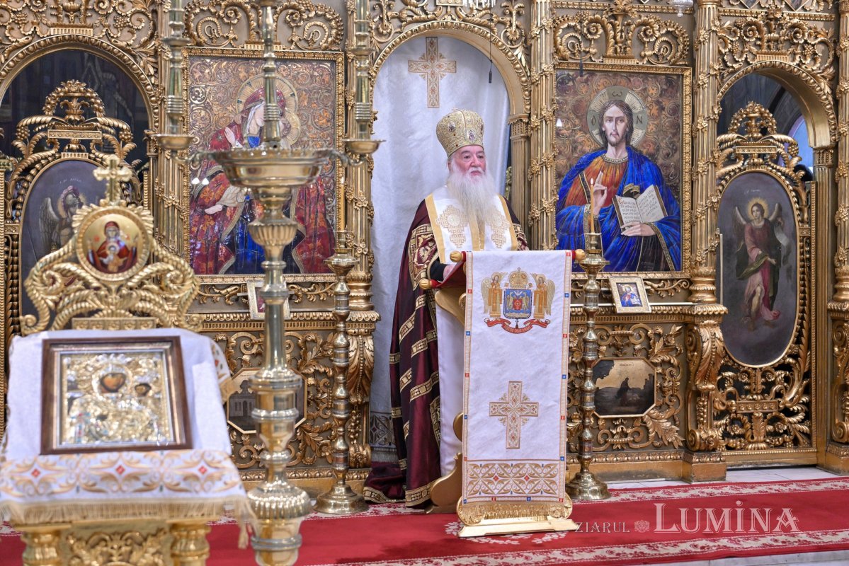 Rugăciune și recunoștință la ceas aniversar  309980