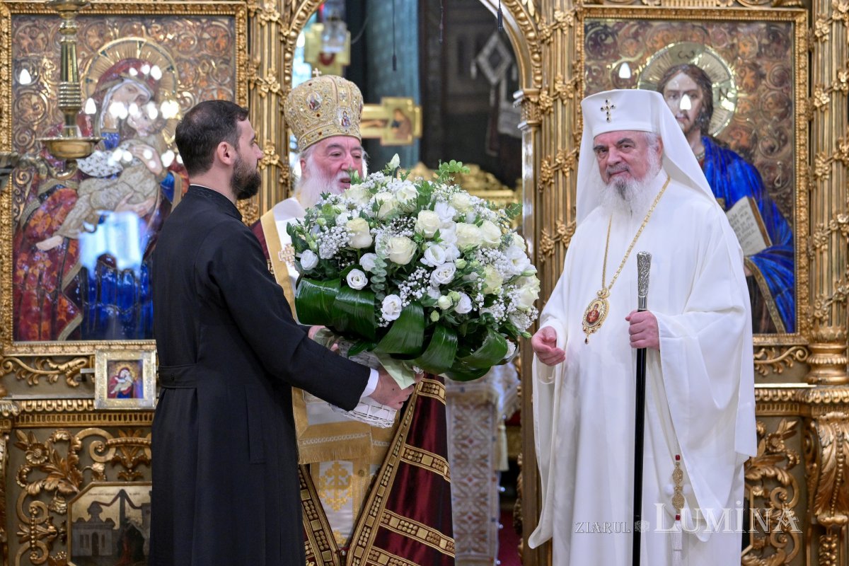 Rugăciune și recunoștință la ceas aniversar  309983