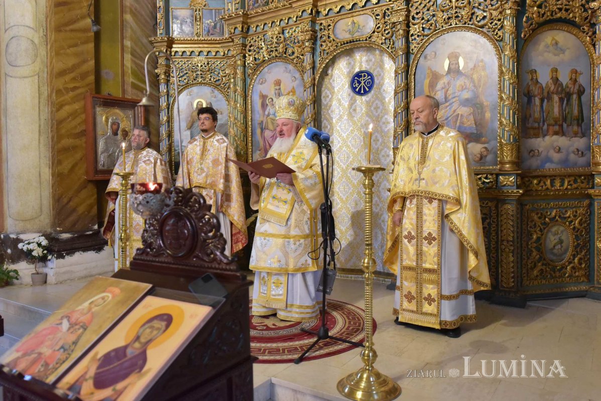 Deschiderea anului universitar la Facultatea de Teologie din București 310117