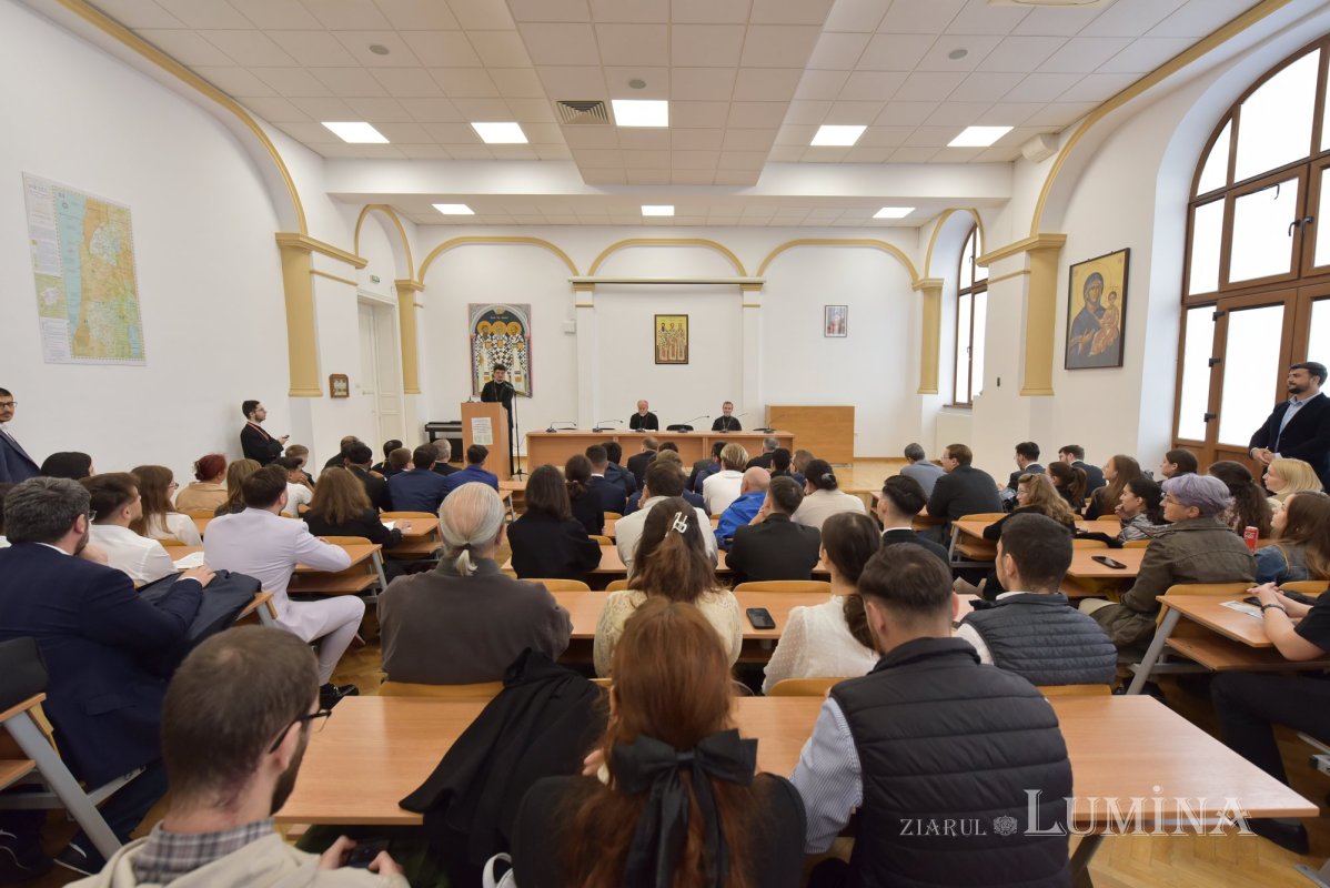 Deschiderea anului universitar la Facultatea de Teologie din București 310123