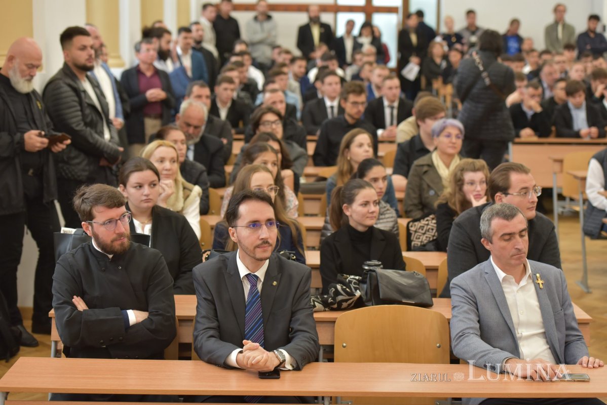 Deschiderea anului universitar la Facultatea de Teologie din București 310127