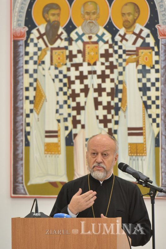 Deschiderea anului universitar la Facultatea de Teologie din București 310130