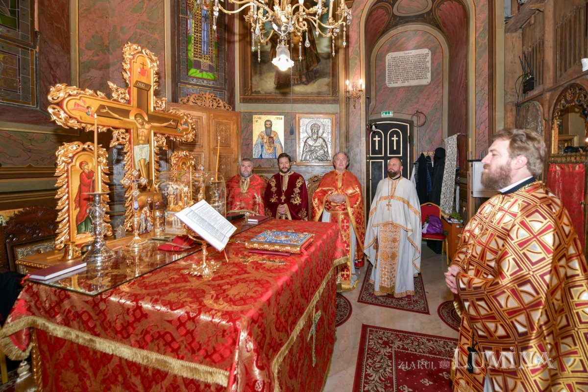 Zi de hram la Biserica Zlătari din București 310308