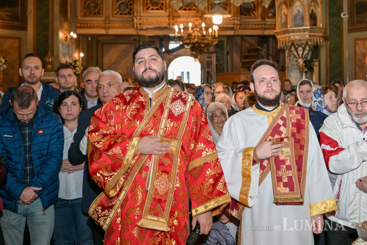 Zi de hram la Biserica Zlătari din București 310314