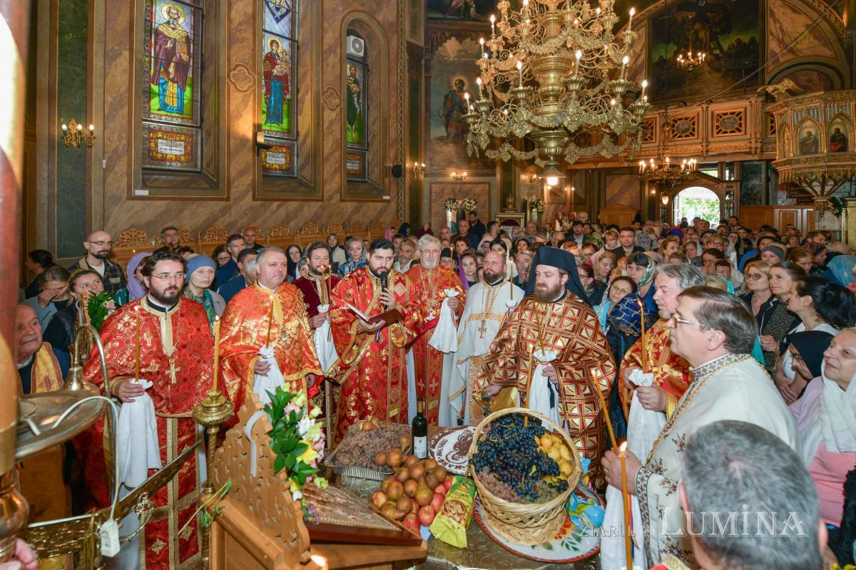 Zi de hram la Biserica Zlătari din București 310322