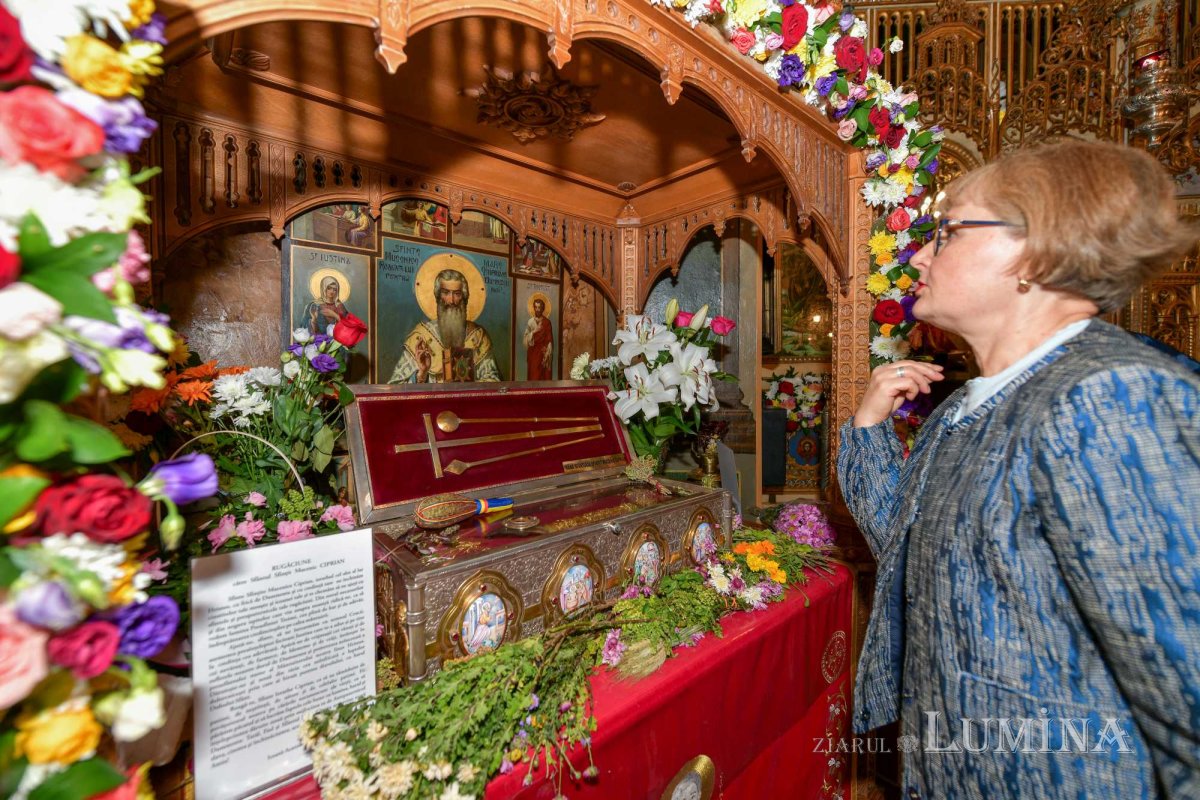 Zi de hram la Biserica Zlătari din București 310328