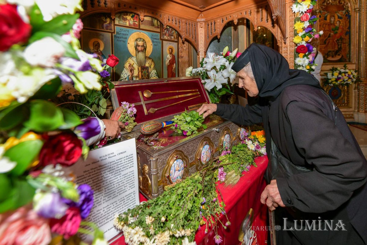 Zi de hram la Biserica Zlătari din București 310329