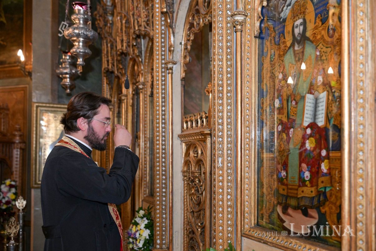 Zi de hram la Biserica Zlătari din București 310341