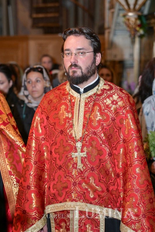 Zi de hram la Biserica Zlătari din București 310350