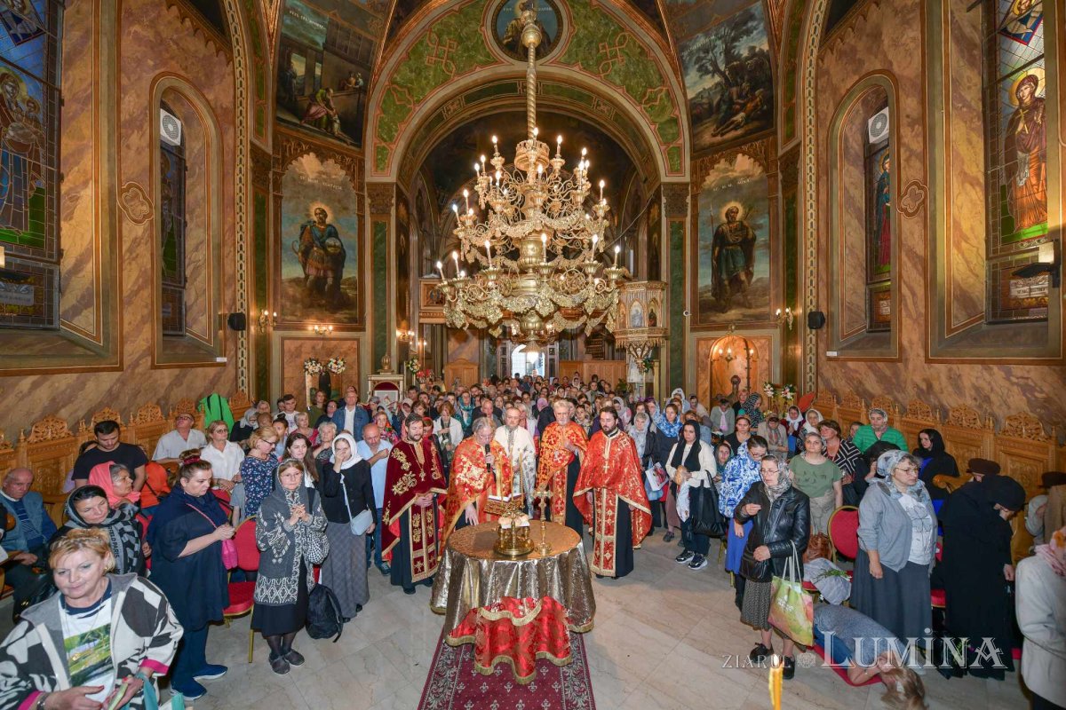 Zi de hram la Biserica Zlătari din București 310355