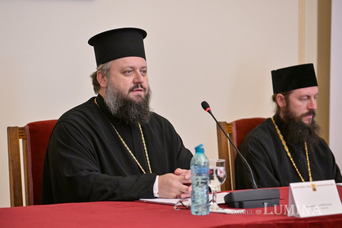 Primele sesiuni de lucru ale simpozionului dedicat pastorației și îngrijirii bolnavilor 310990