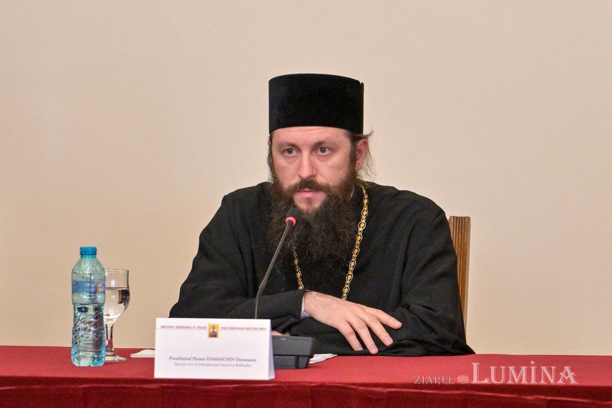 Primele sesiuni de lucru ale simpozionului dedicat pastorației și îngrijirii bolnavilor 310997