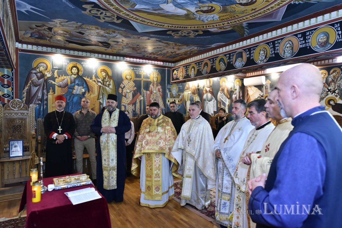 Revedere după trei decenii la Seminarul Teologic din București 310935