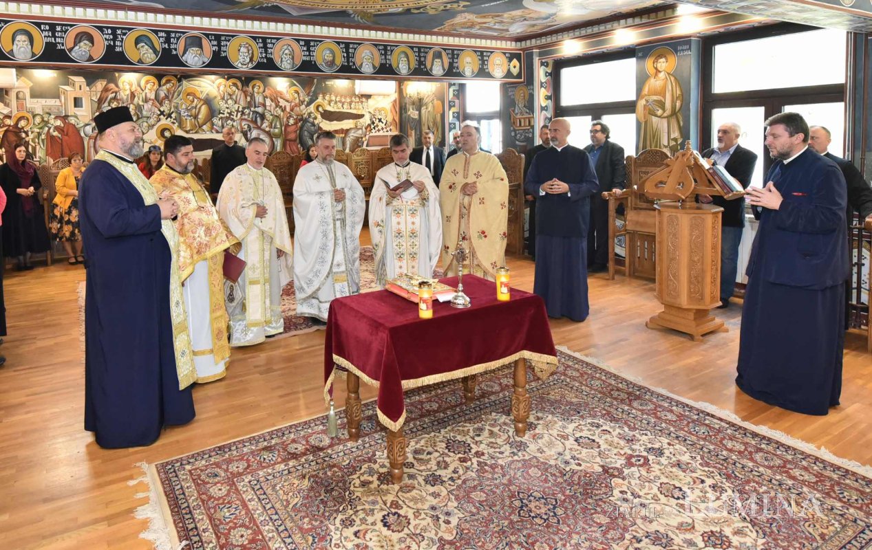 Revedere după trei decenii la Seminarul Teologic din București 310936