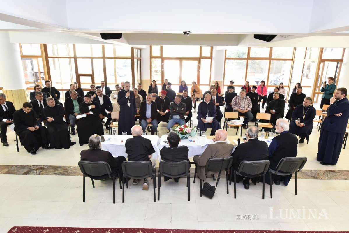 Revedere după trei decenii la Seminarul Teologic din București 310941