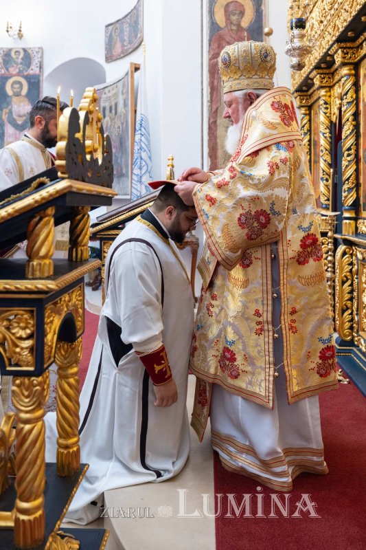 Un nou preot pentru biserica din incinta Palatului Cotroceni 310859