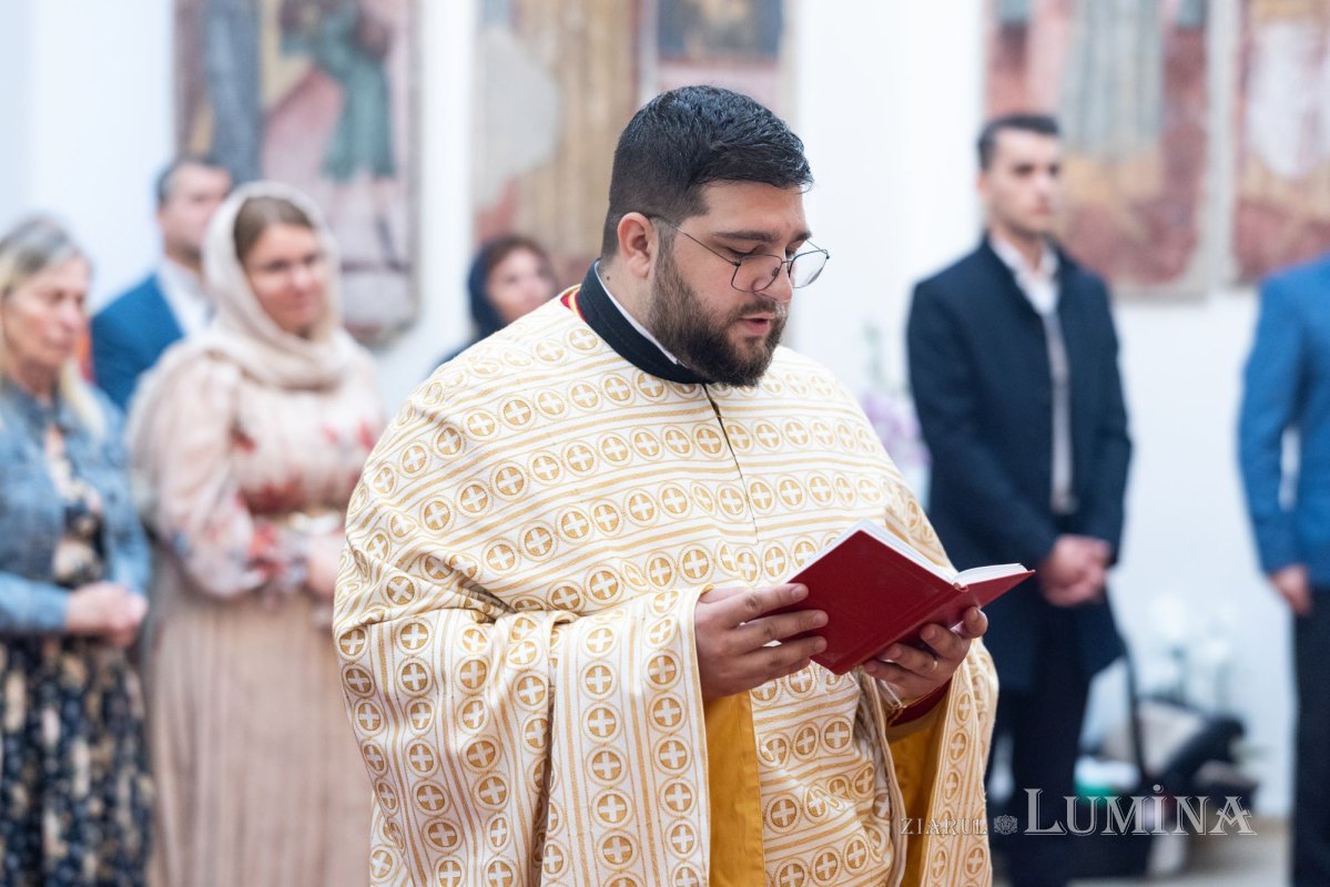 Un nou preot pentru biserica din incinta Palatului Cotroceni 310865