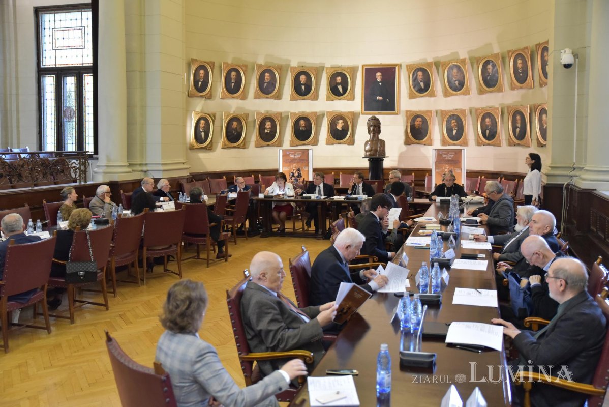 Reflecţii academice asupra extinderii şi identităţii Uniunii Europene 311039