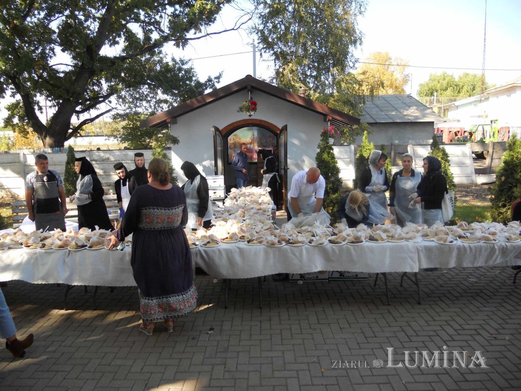 Nejudecând, tăcând, lucrând și iubindu-ți aproapele 311118
