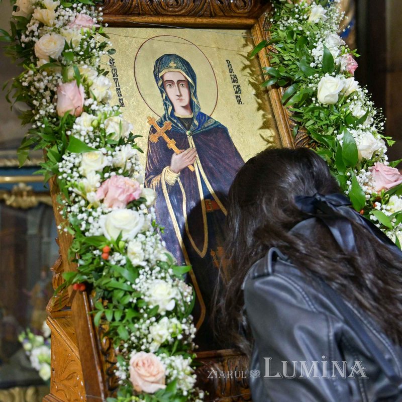 Cinstirea ocrotitoarei Moldovei la o biserică istorică din București 311659