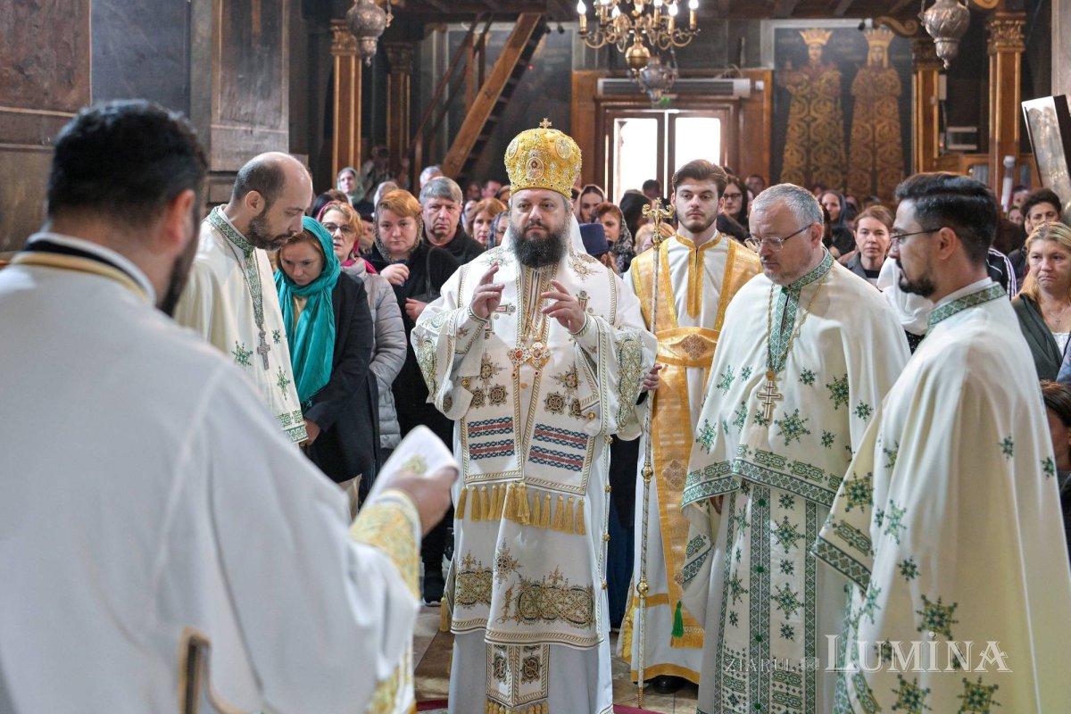 Cinstirea ocrotitoarei Moldovei la o biserică istorică din București 311662