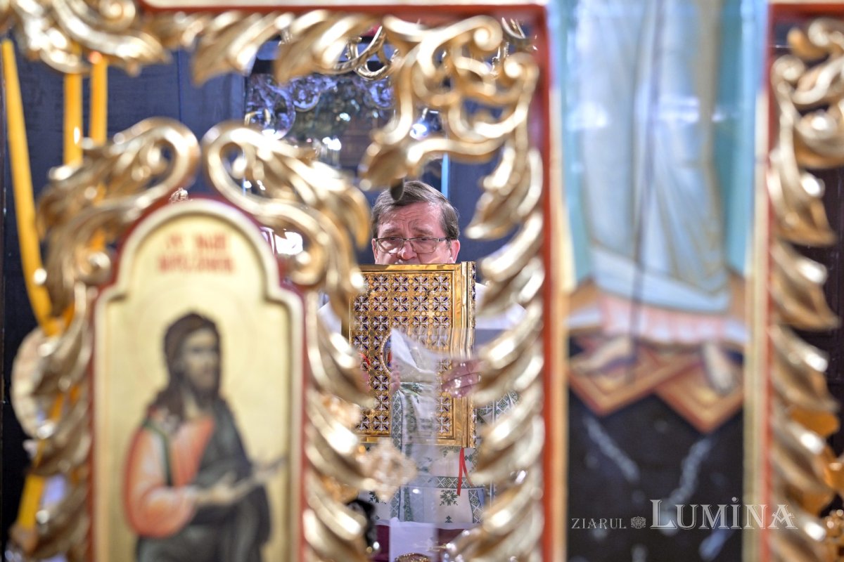 Cinstirea ocrotitoarei Moldovei la o biserică istorică din București 311664