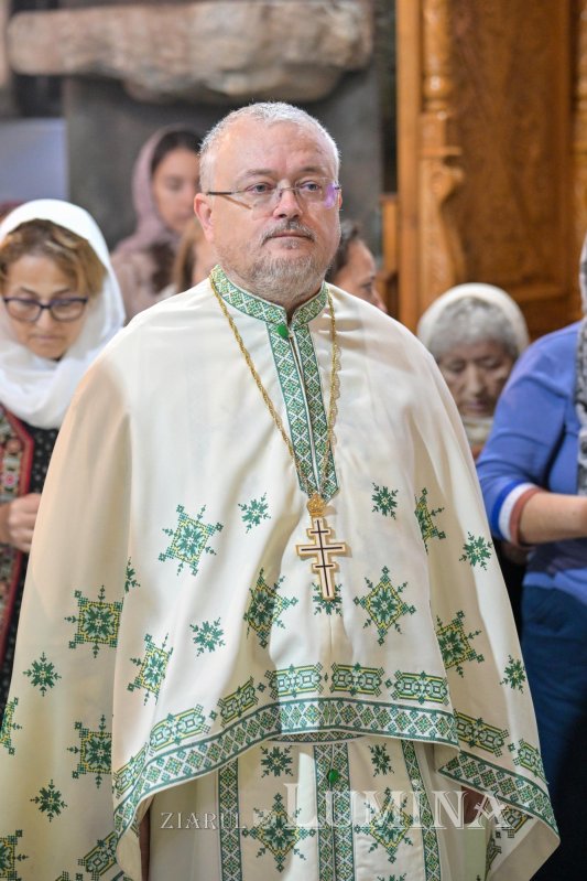 Cinstirea ocrotitoarei Moldovei la o biserică istorică din București 311671