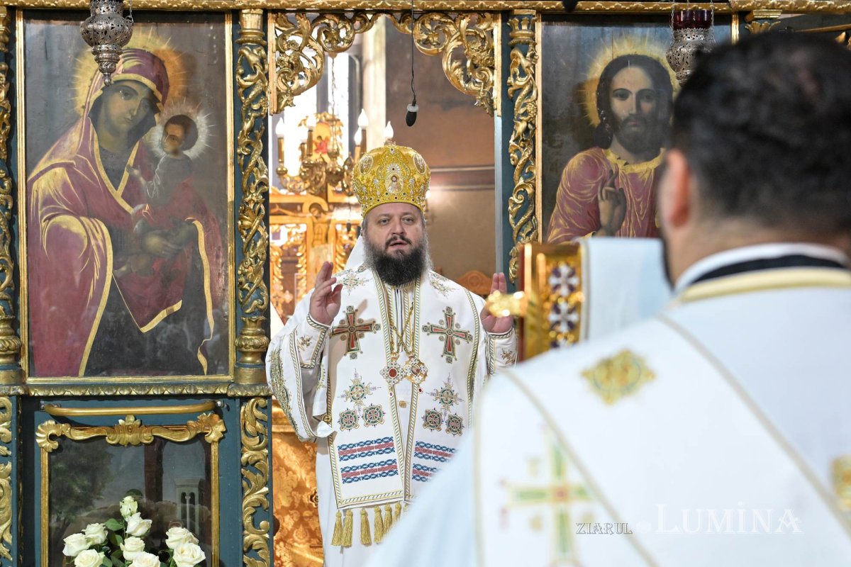 Cinstirea ocrotitoarei Moldovei la o biserică istorică din București 311683