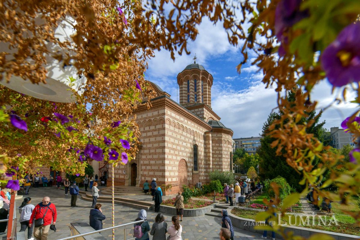 Cinstirea ocrotitoarei Moldovei la o biserică istorică din București 311702