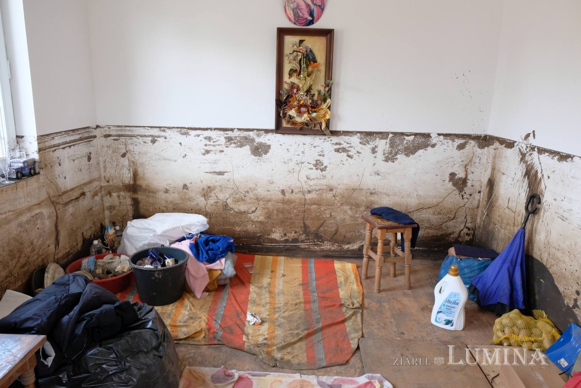 Obrazul înlăcrimat și plin de noroi al normalității la Pechea 312022