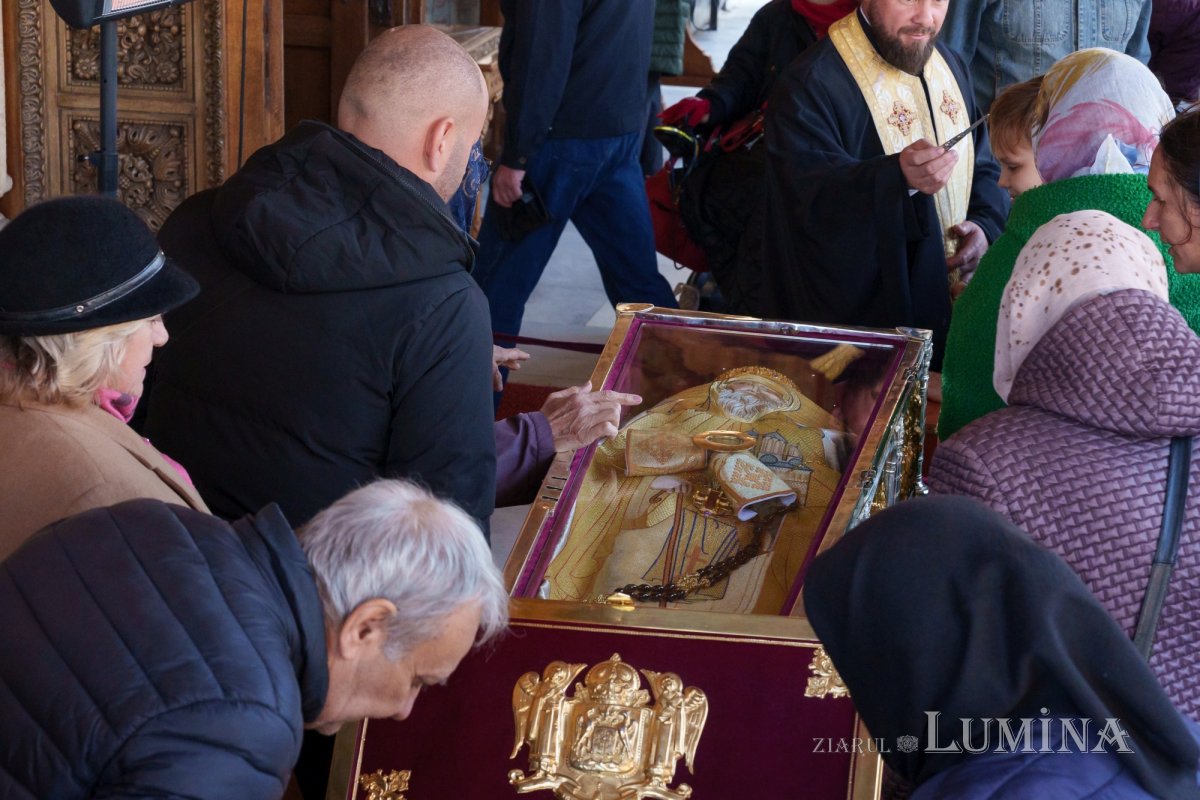 A început pelerinajul la moaștele Sfântului Cuvios Dimitrie cel Nou 312325