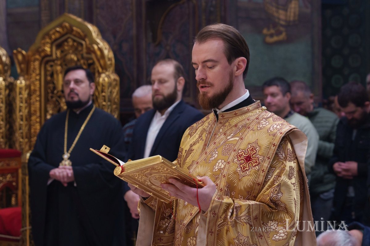 Duminica a 23-a după Rusalii la Catedrala Patriarhală 312303