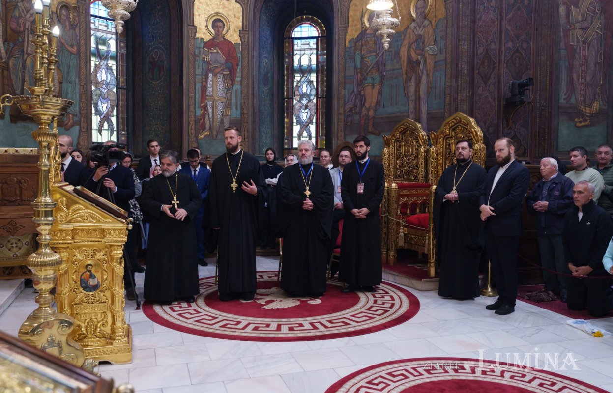 Duminica a 23-a după Rusalii la Catedrala Patriarhală 312305