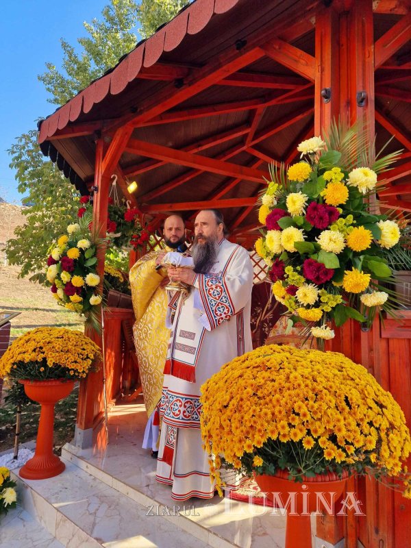 Slujire arhierească la mănăstirea teleormăneană Coșoteni 312444
