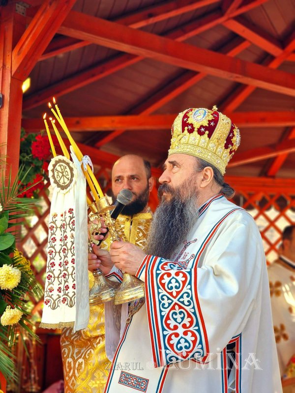 Slujire arhierească la mănăstirea teleormăneană Coșoteni 312446