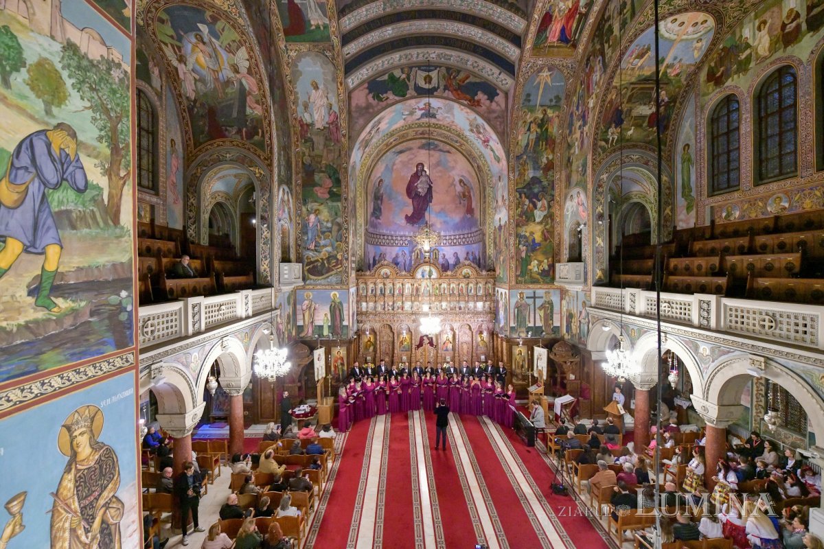 Concert „Lăudați pe Domnul!” la o biserică din București 312584