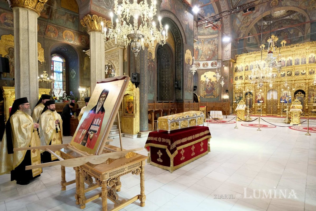 Debutul hramului de toamnă al Catedralei Patriarhale 312757