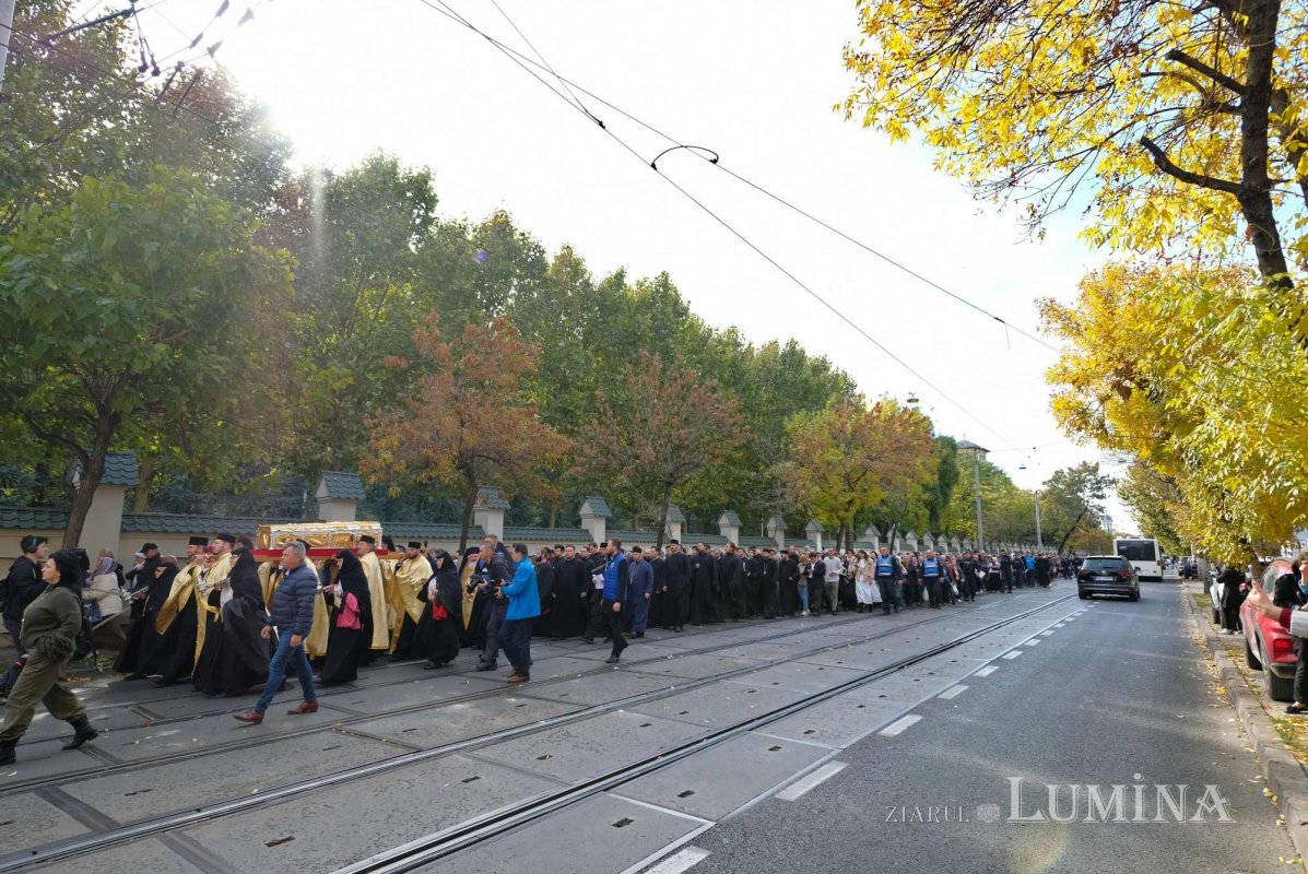Debutul hramului de toamnă al Catedralei Patriarhale 312773