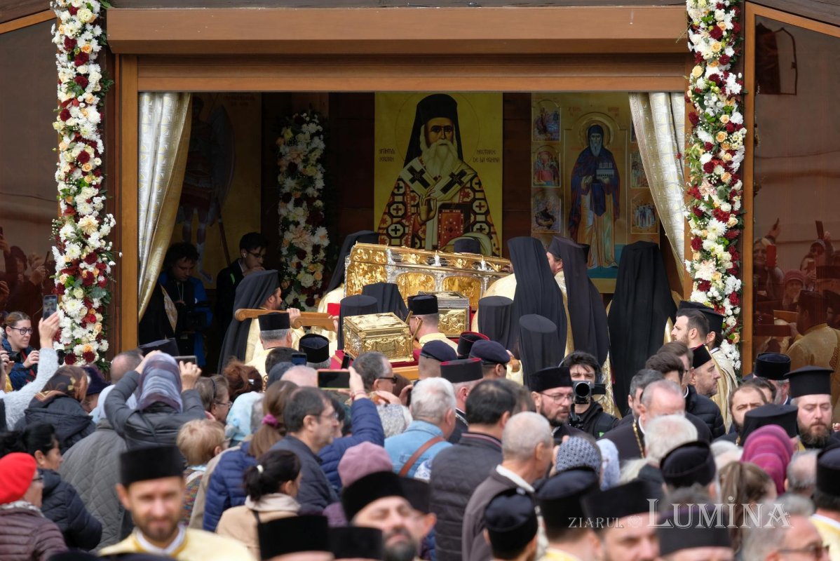 Debutul hramului de toamnă al Catedralei Patriarhale 312786