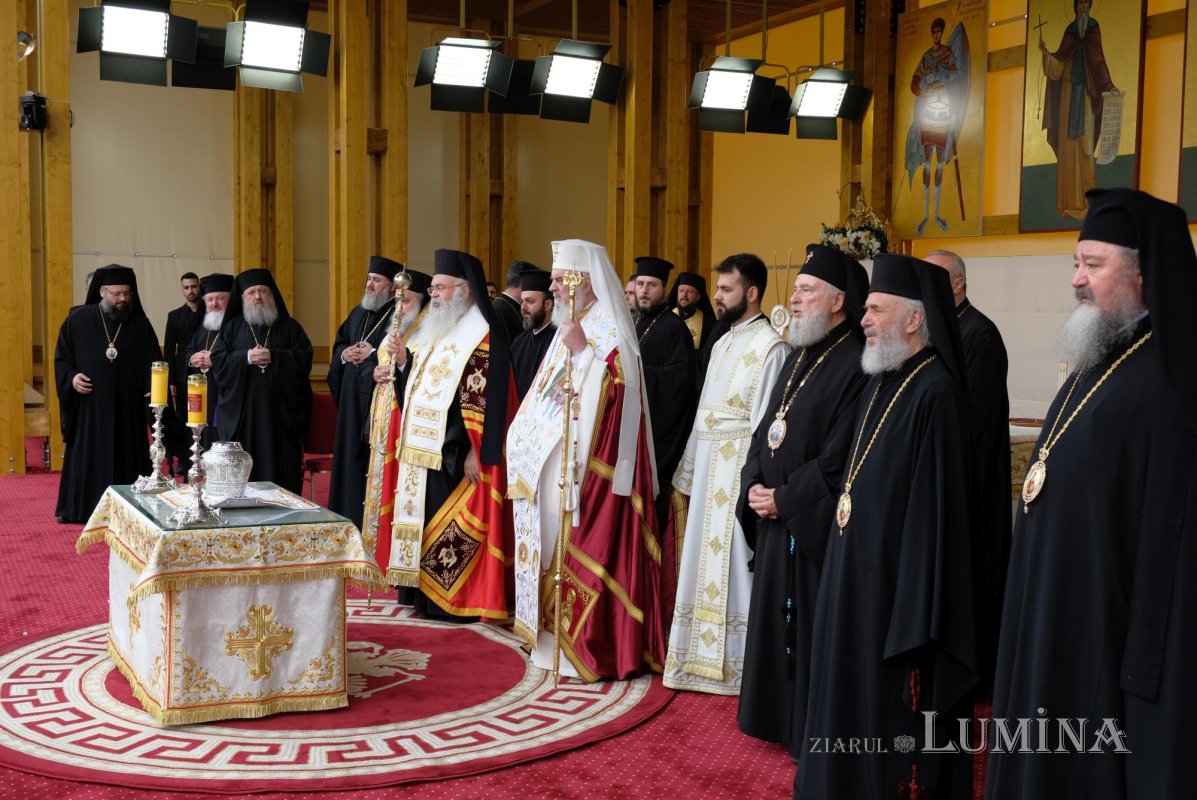 Debutul hramului de toamnă al Catedralei Patriarhale 312788