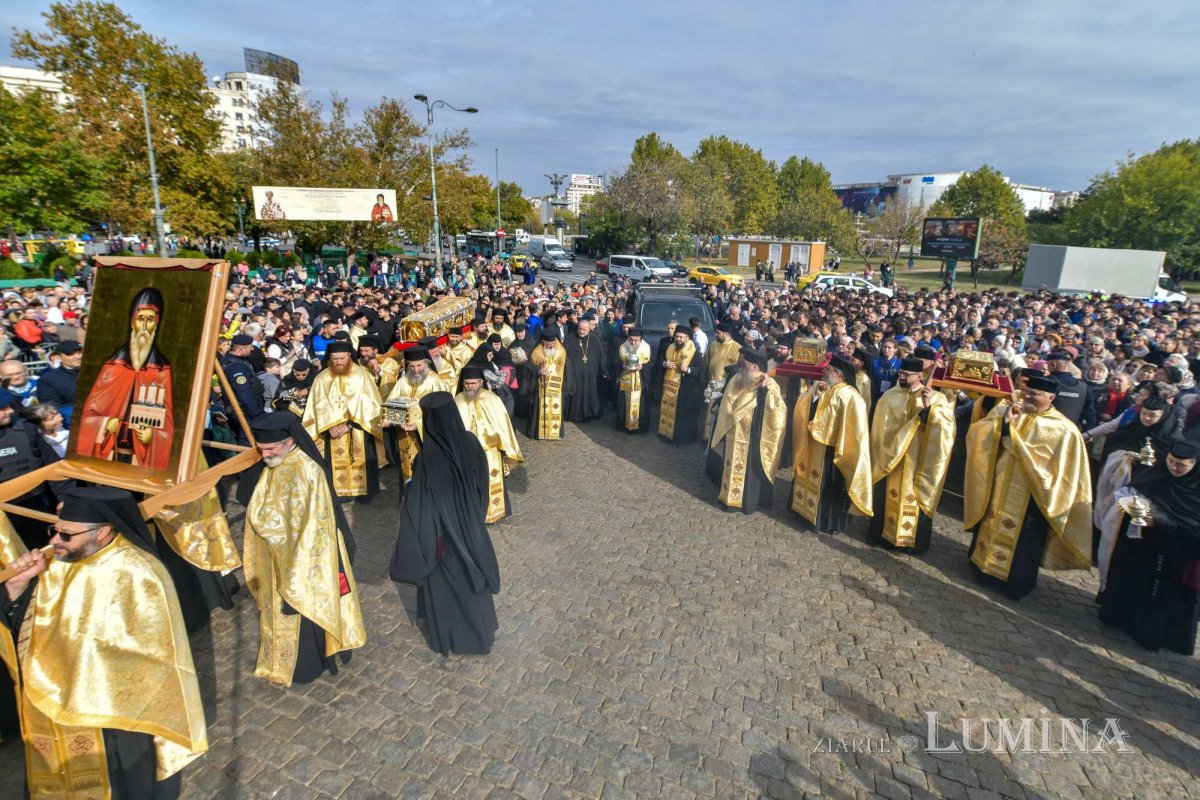 Debutul hramului de toamnă al Catedralei Patriarhale 312838