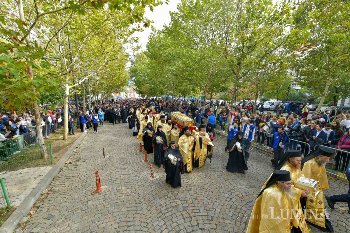 Debutul hramului de toamnă al Catedralei Patriarhale 312842