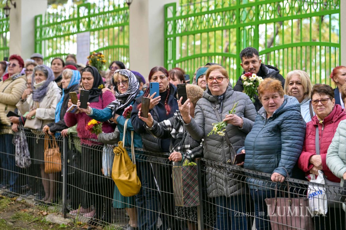 Debutul hramului de toamnă al Catedralei Patriarhale 312844