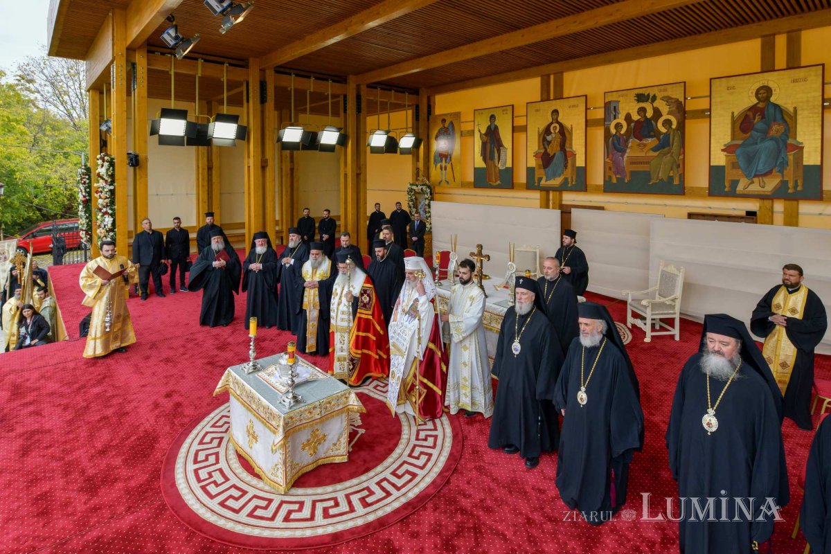 Debutul hramului de toamnă al Catedralei Patriarhale 312861