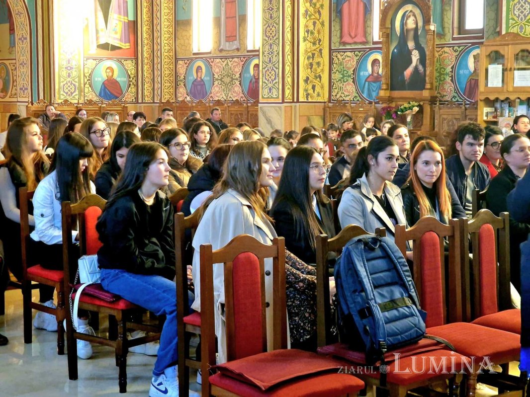 Workshopul „Educație și valori în societatea actualăˮ, la Târgu Mureş 312706