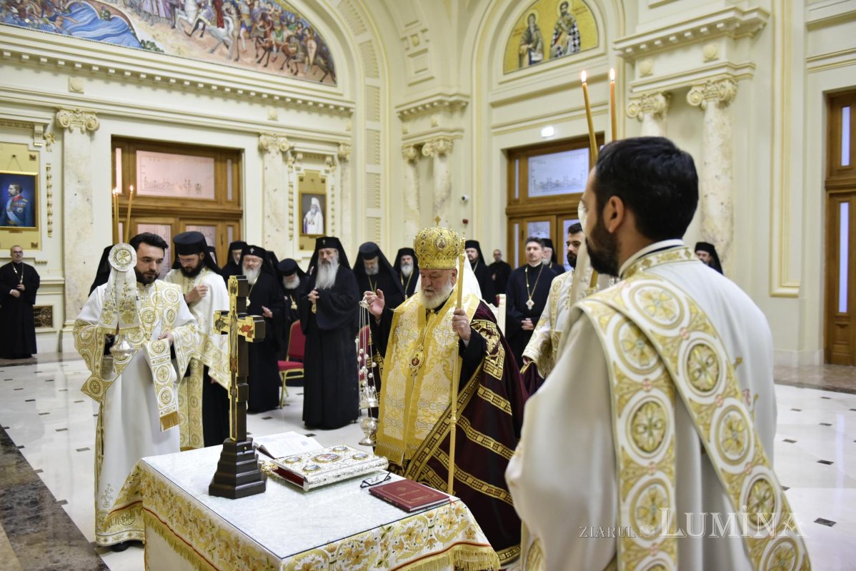 Ierarhi titulari pentru două eparhii românești din diasporă 312996