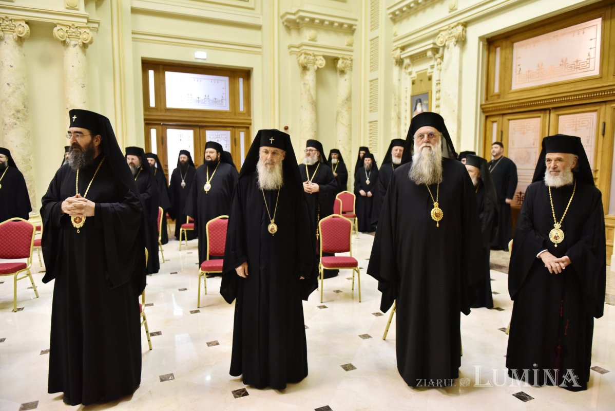 Ierarhi titulari pentru două eparhii românești din diasporă 312997