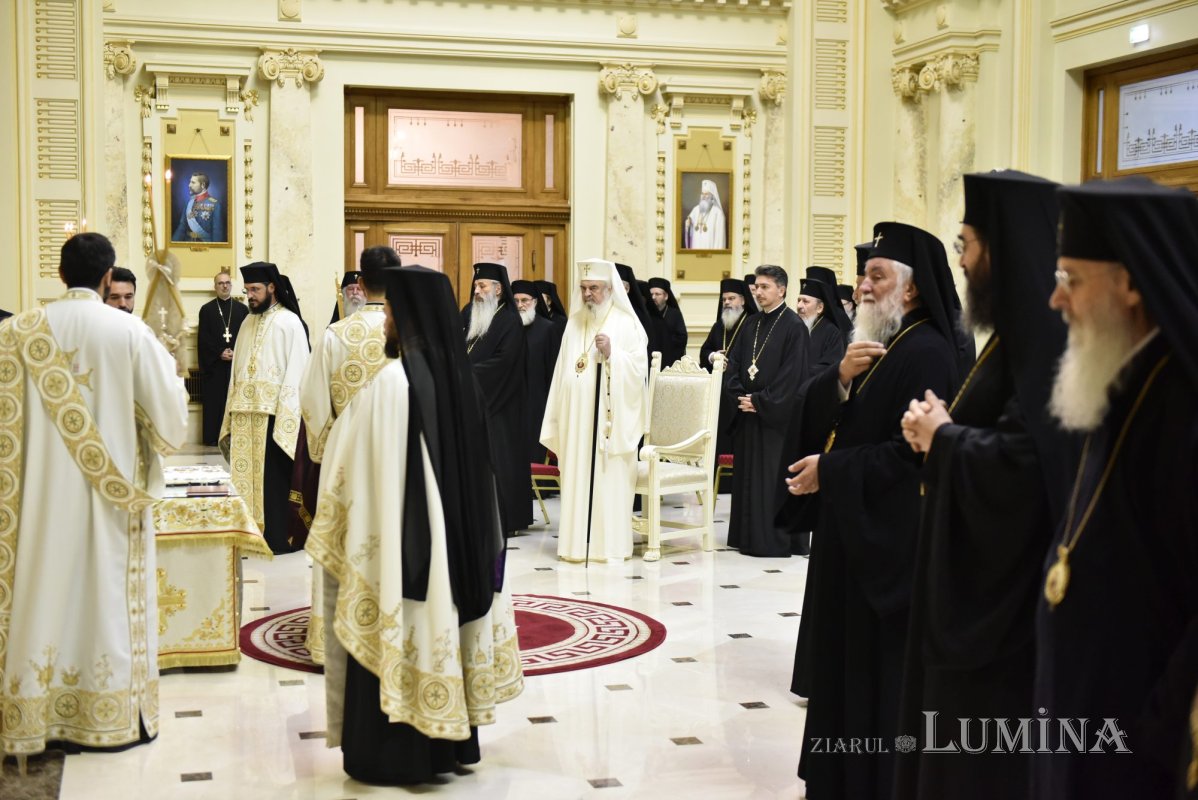 Ierarhi titulari pentru două eparhii românești din diasporă 312998