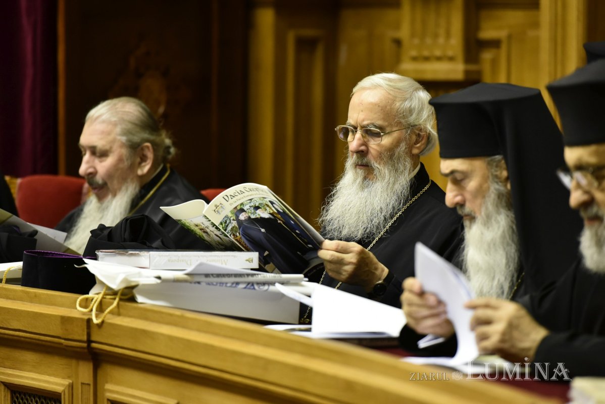 Ierarhi titulari pentru două eparhii românești din diasporă 313008