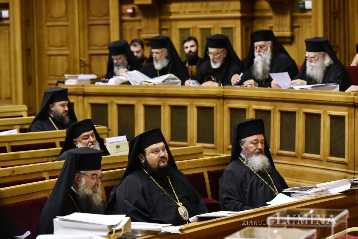 Ierarhi titulari pentru două eparhii românești din diasporă 313010